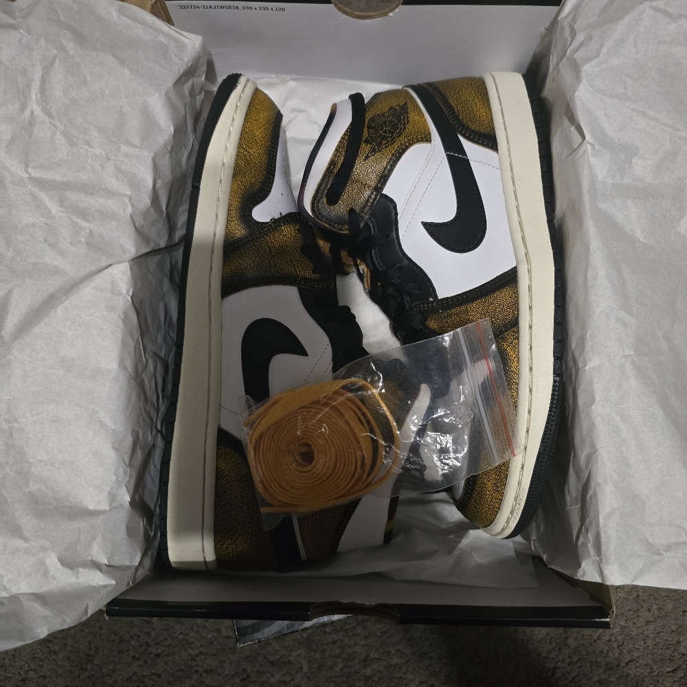Mens JORDAN 1 SE SIZE 10
